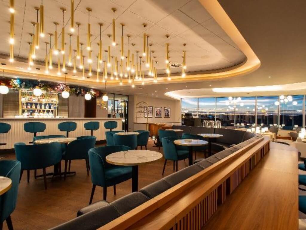 The Lounge at Edinburgh airport