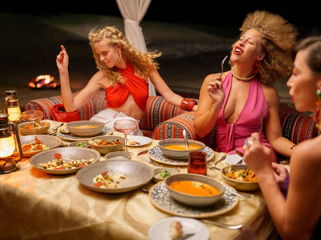 Dubai desert and food feasts