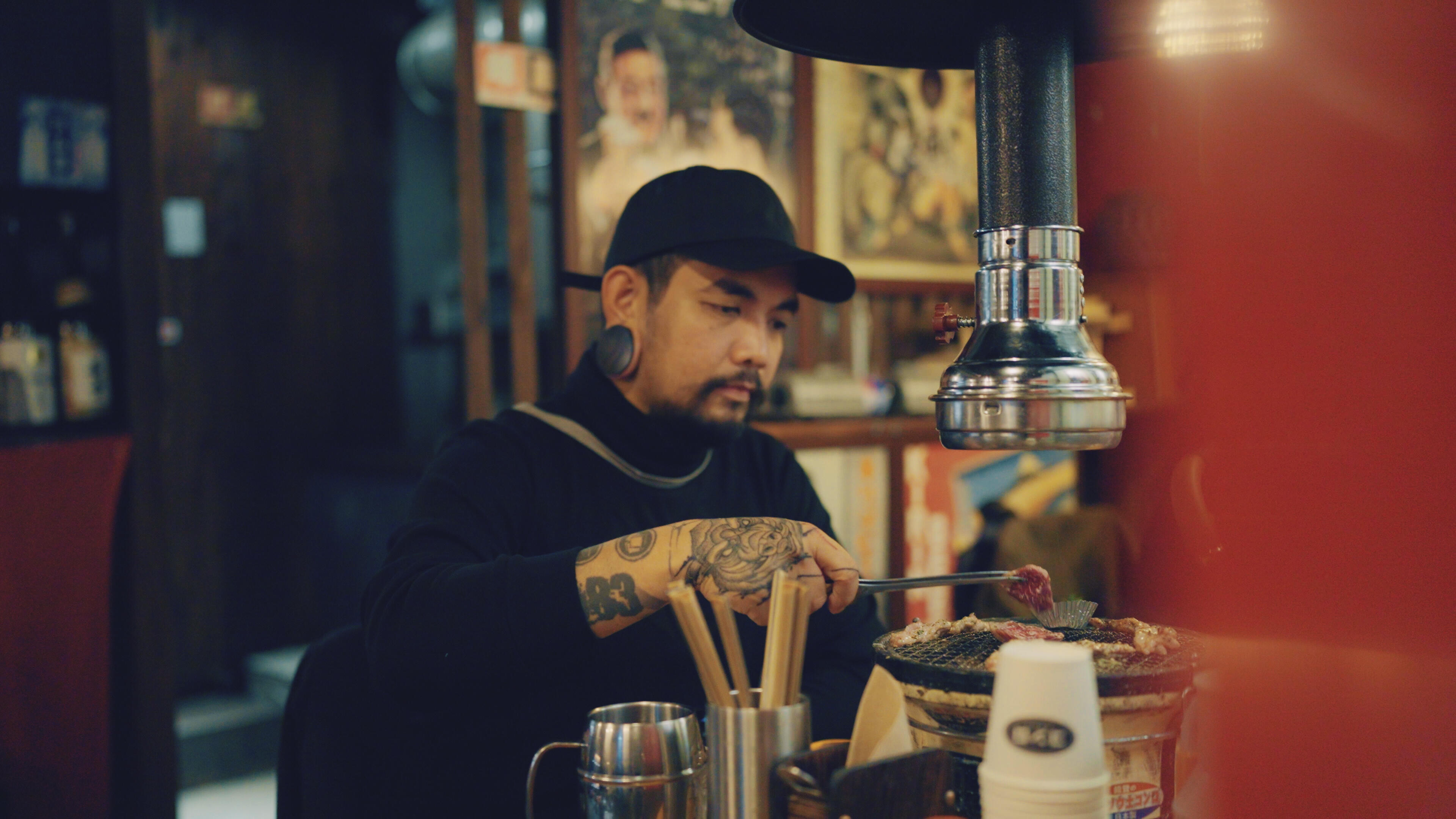 Man eating food in Seoul