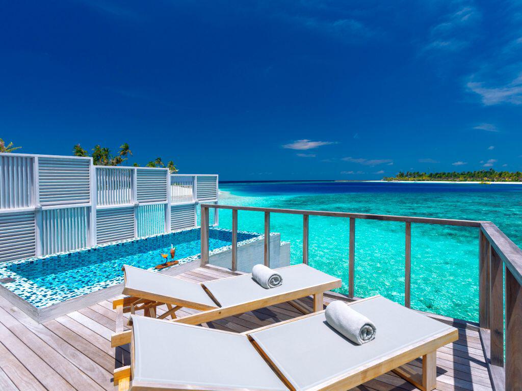 OBLU SELECT Sangeli