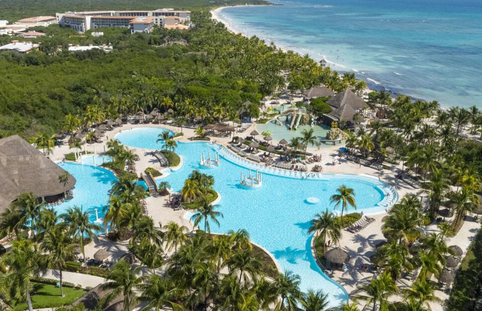 Grand Palladium Colonial Resort & Spa