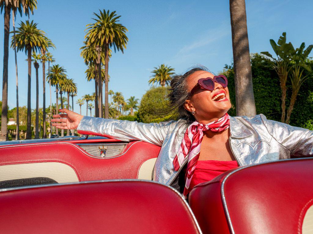 US Lady in Car