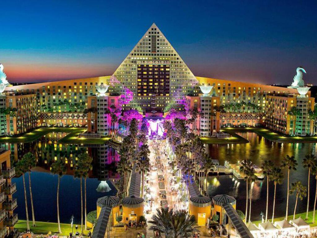 Walt Disney World Swan and Dolphin at night